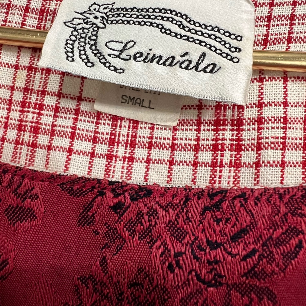 Vintage Leinaʻala dress